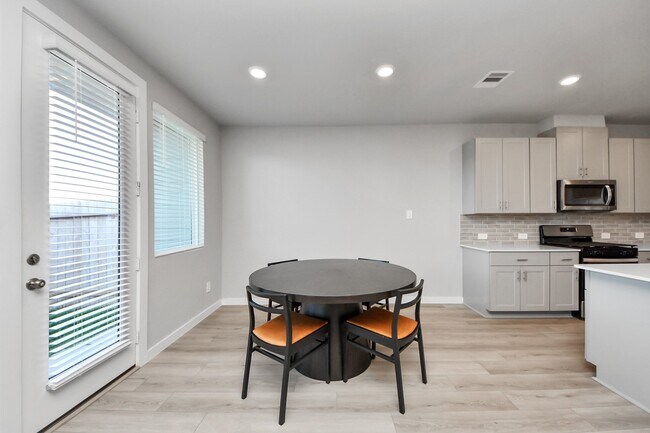 Photo - 4111 Good Vineyard Ln