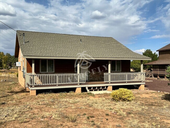 Photo - 2268 Meadow Ln