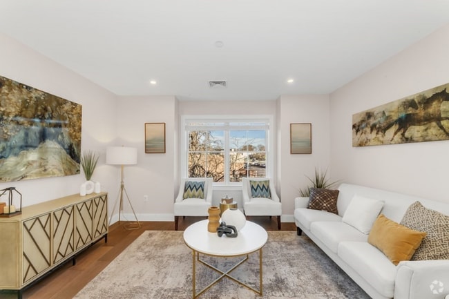 Building Photo - 425 Lagrange St Unit 202 Rental