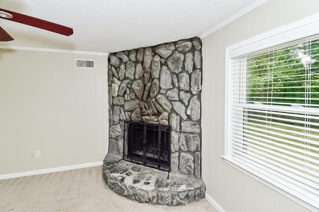 Photo - 3243 Holly Berry Dr