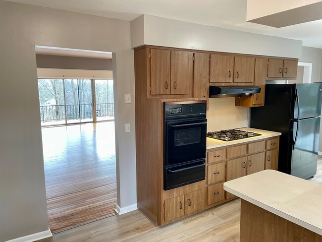 Photo - 513 Waverly Ave Unit 3