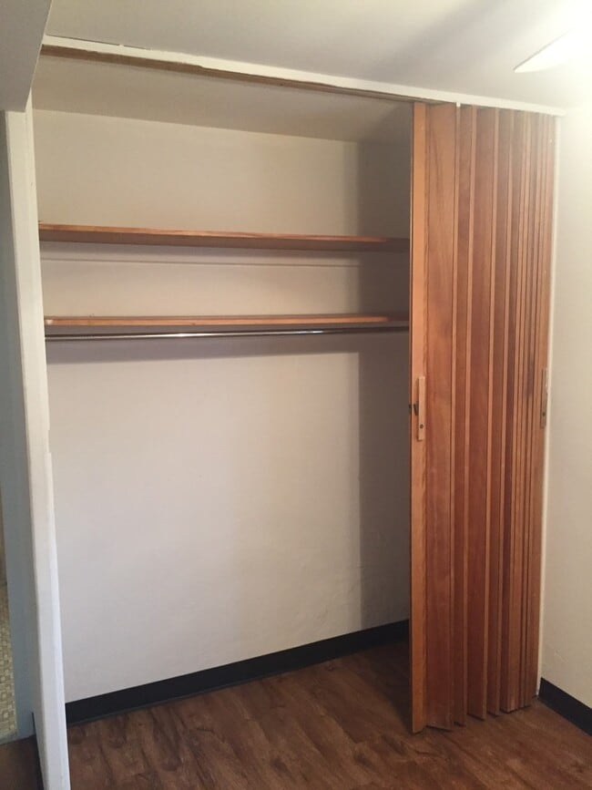 Photo - 2BR/1BA - East Campus - Swift access to Class! Water Included! AVAIL. NOW Unit 201