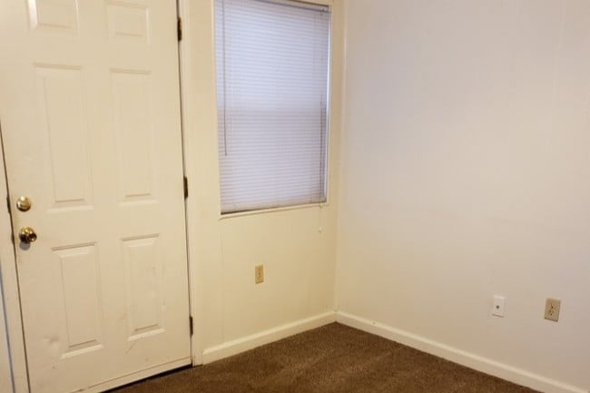 Photo - 1448 Van Voorhis Rd