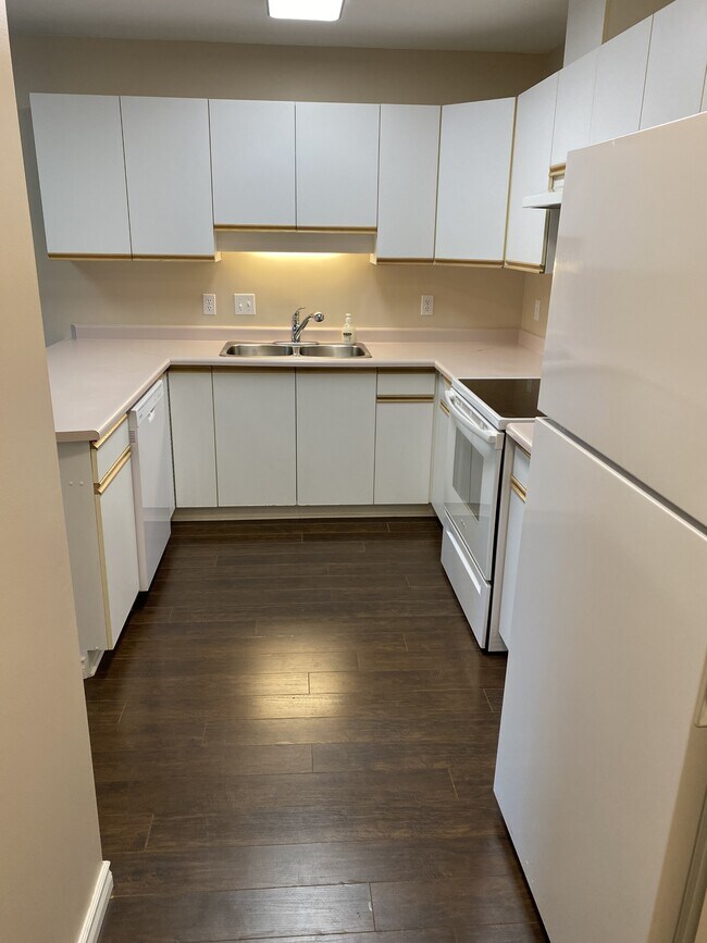 Photo - 45222-45222 Watson Rd