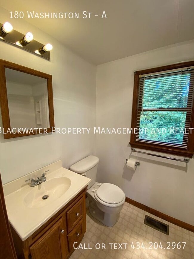 Photo - 180 Washington St Unidad A