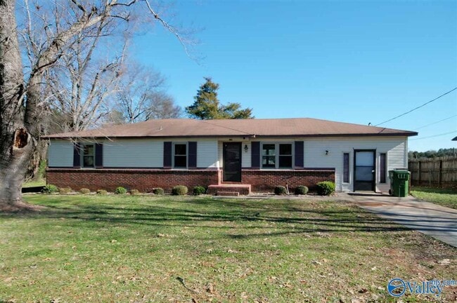 Building Photo - 6206 NW Angus Cir