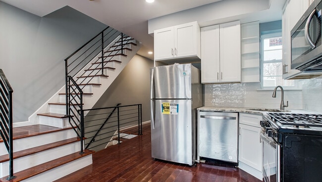 Photo - 212 S 50th St Unit # 2