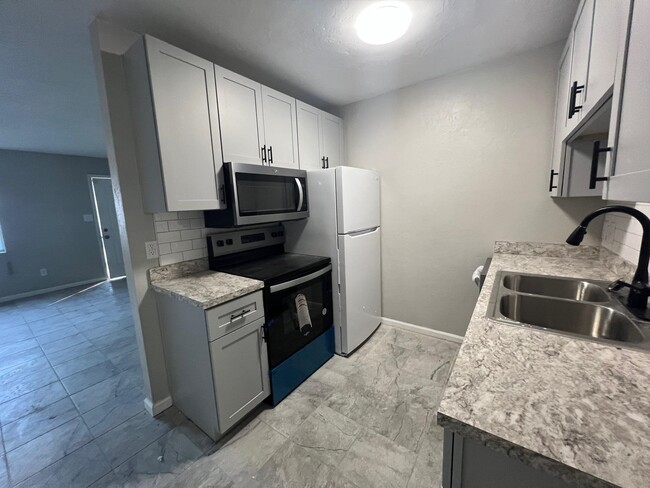 Photo - 2500 Mar Ct