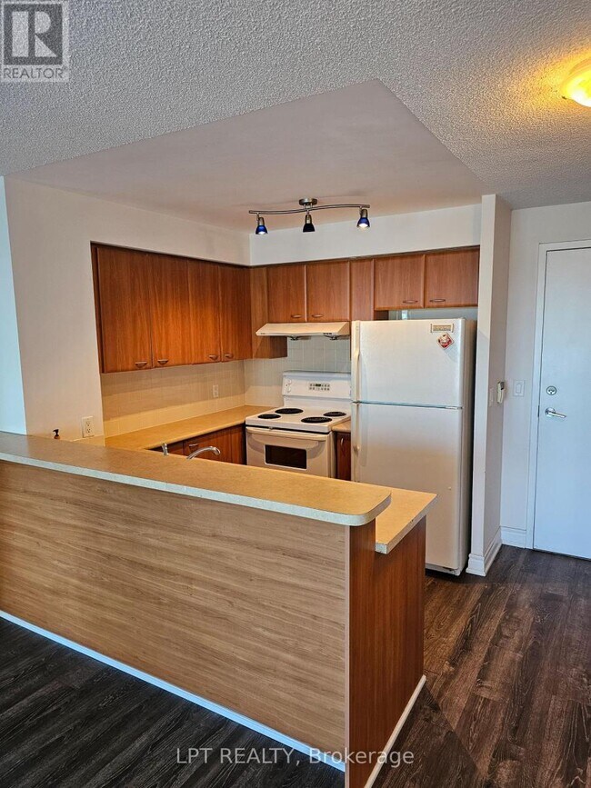 Photo - 38 Lee Centre Dr Unit 2107