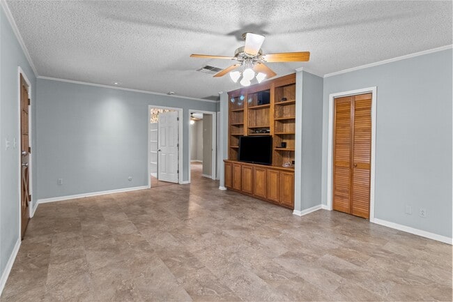 Photo - 4848 Wickwillow Ln