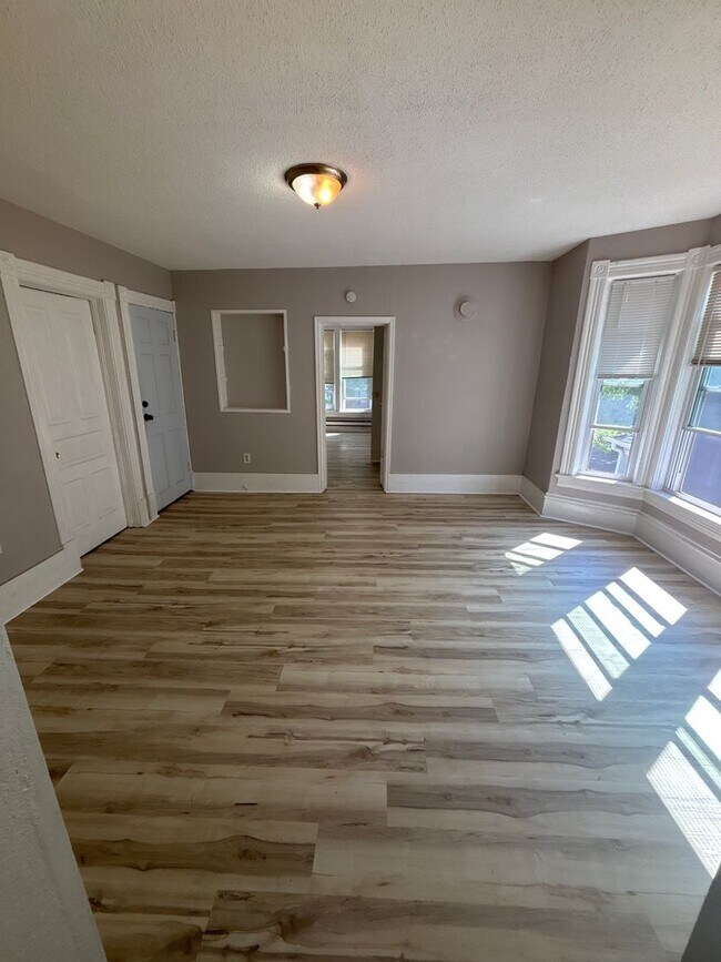 Photo - 446 Pierce St NE Unit 446 Pierce Street NE: -2