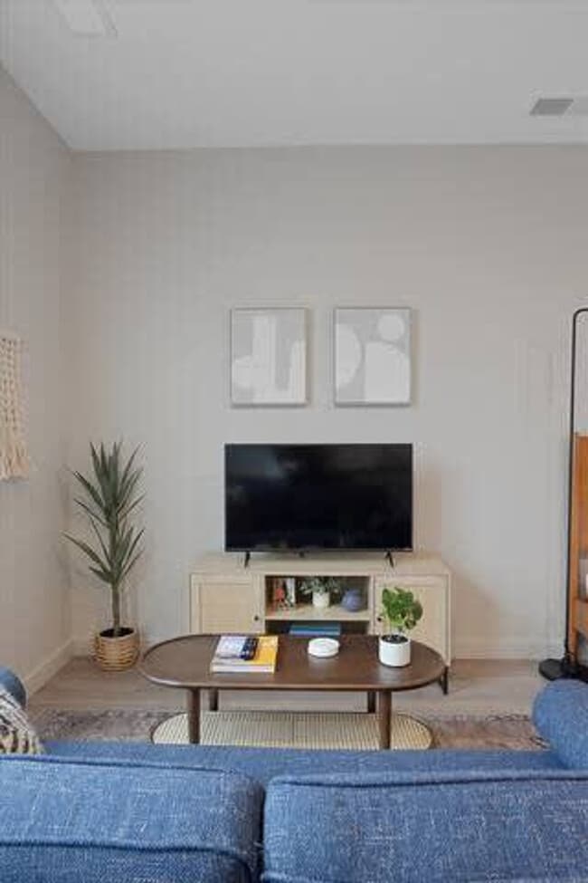 Photo - 3922 Foster St Unit ID1023508P