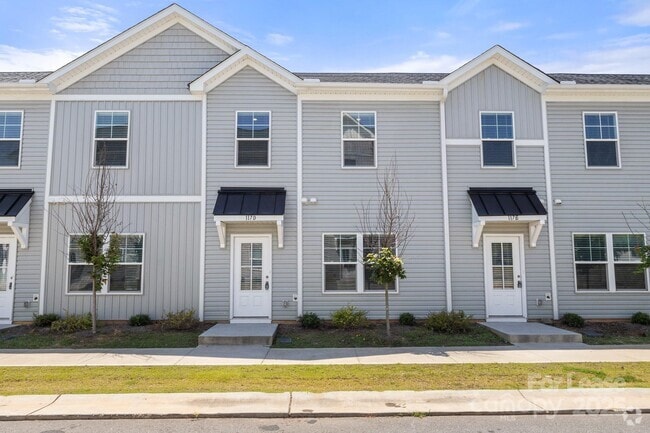 Building Photo - 117 Dogwood Vlg Trl Unit D Rental