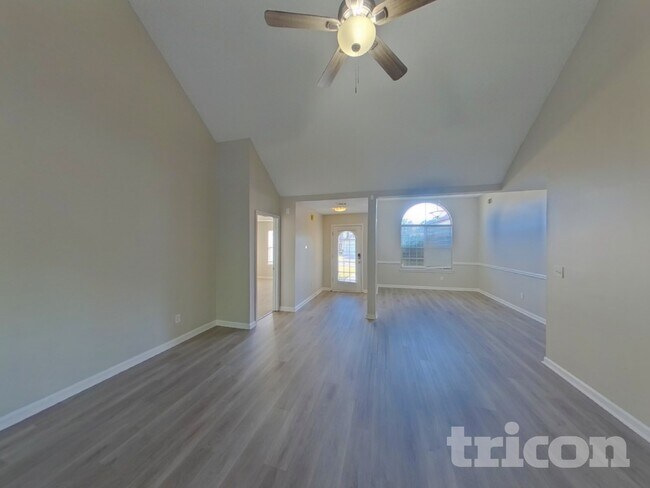 Photo - 1128 Misty Meadows Crossing