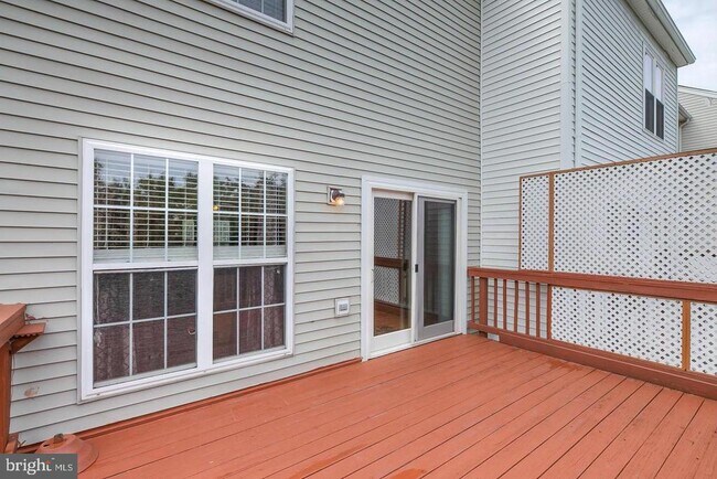 Photo - 44102 Tippecanoe Terrace