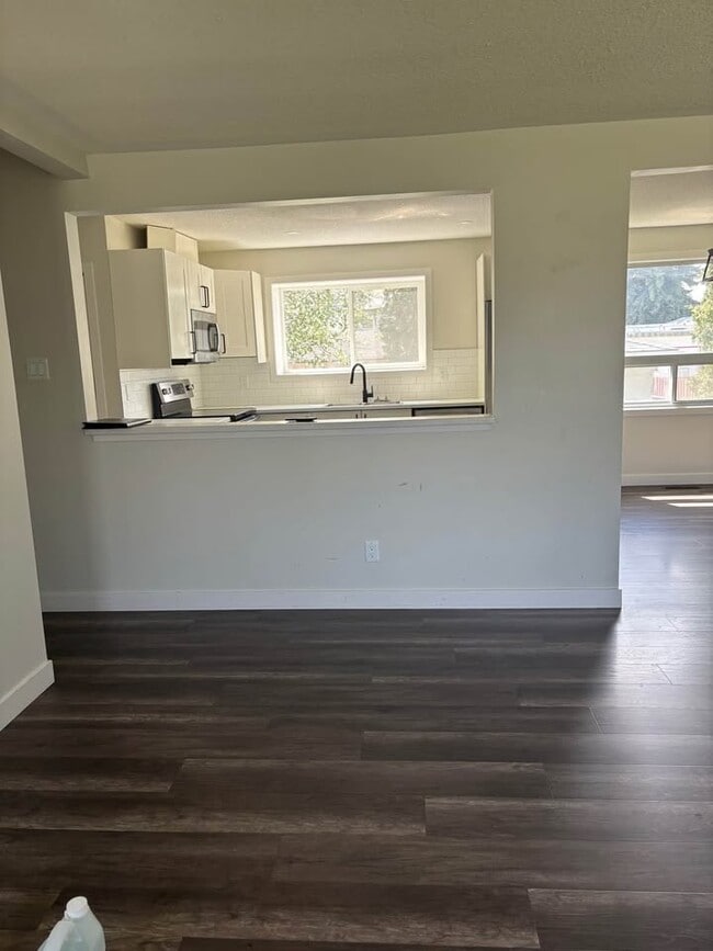 Photo - 9315-129B Avenue NW