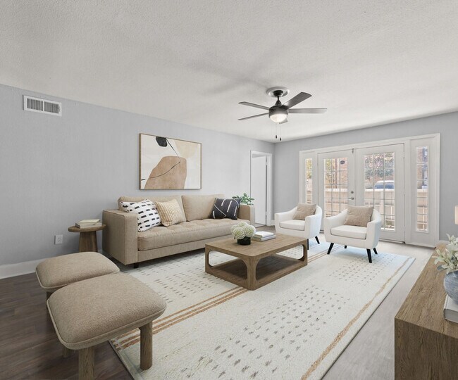 Photo - Mustang on the Trail