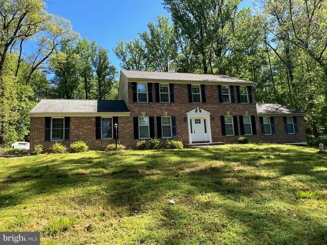 Building Photo - 14260 Burntwoods Rd Rental