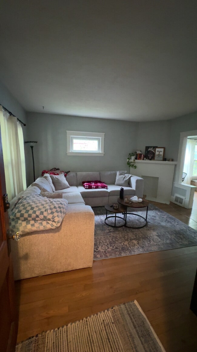 Photo - 1355 Beach Ave
