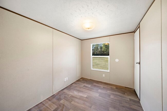 Photo - 11970 Kentucky Derby