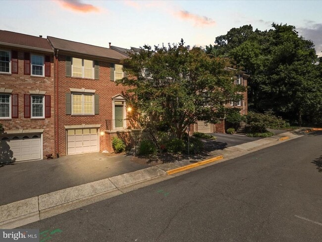 Building Photo - 5929 Woodfield Estates Dr Rental