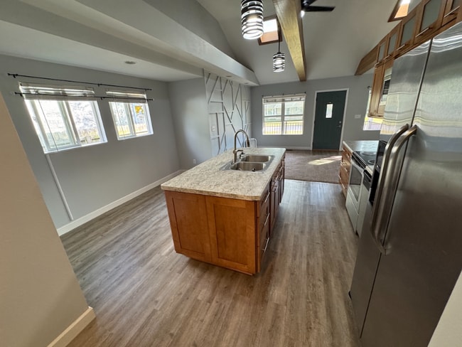 Photo - 252 Prentiss Ave
