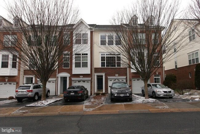 Photo - 20475 Greymont Terrace Townhome