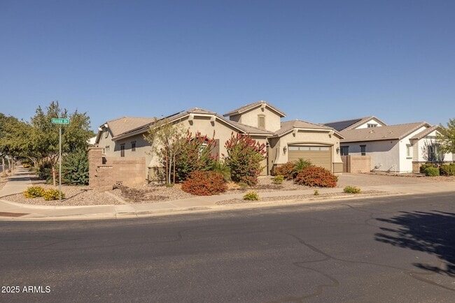 Photo - 20194 E Raven Dr