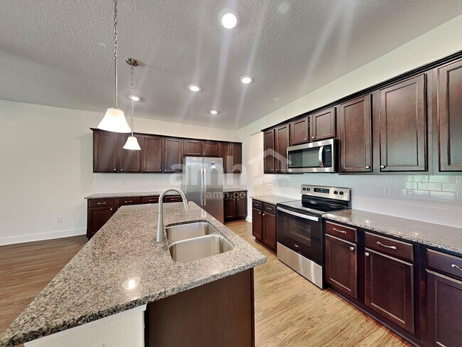 Photo - 1889 Silver Point