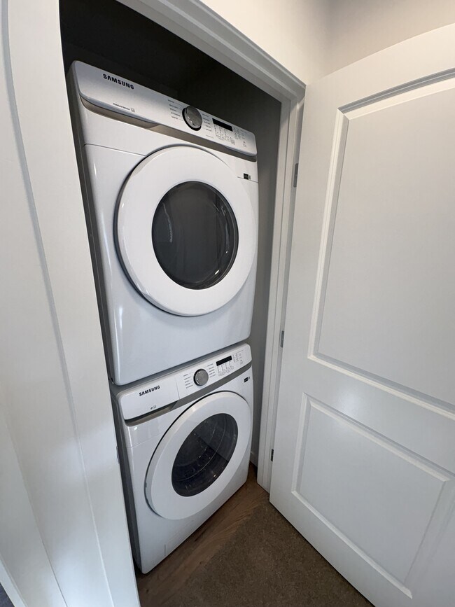 Photo - 244 Marquis Blvd NE