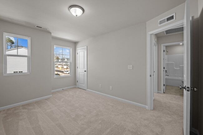 Photo - 1105 Rosefinch Dr
