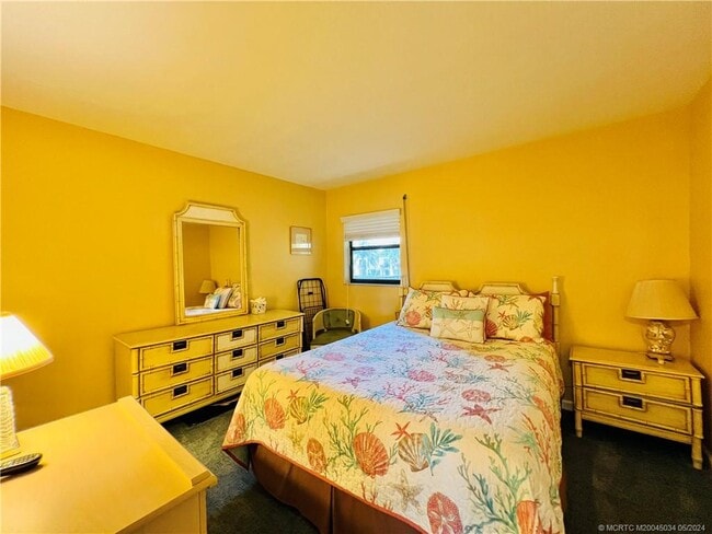 Building Photo - 7430 S Ocean Dr Unit 217 Rental