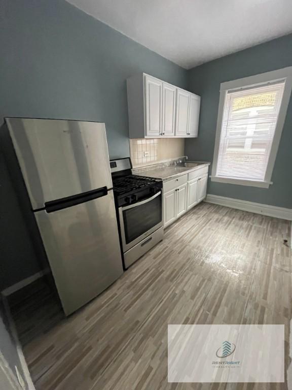 4235-45 N Lamon