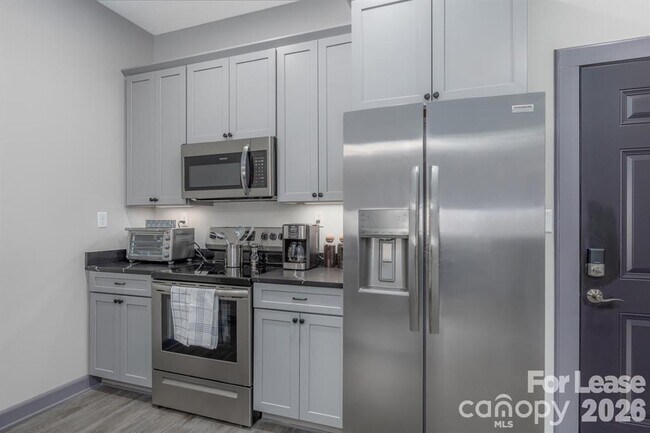 138 S Main St Unit C