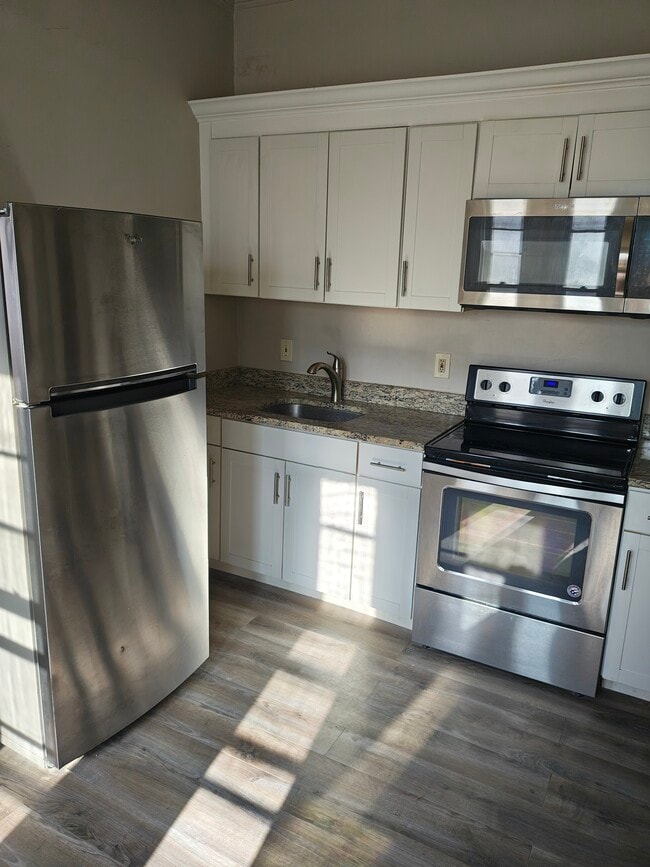 Photo - 14 Cedar St Unit 14