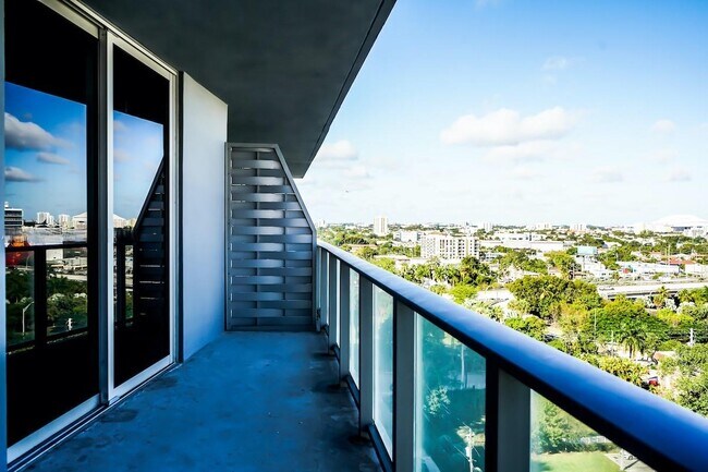 Photo - 1010 SW 2nd Ave Unit 1007