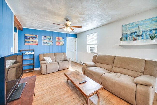 Building Photo - 9666 Rallston St Unit ID1386270P