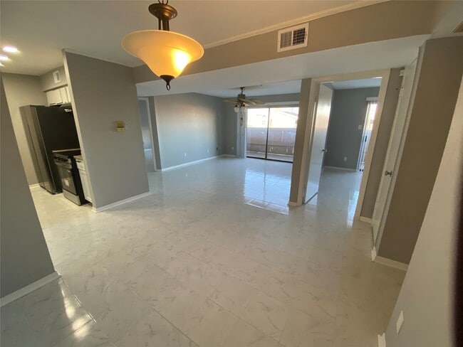 Photo - 8431 Hearth Dr