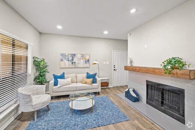 Model A2 1BR, 1BA - 684SF - Living Room - Hidden Ridge Apartments