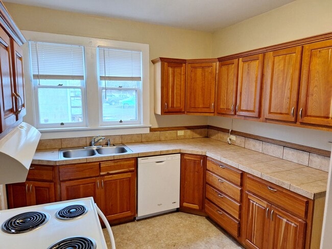 Photo - Charming 2 bed 1 bath