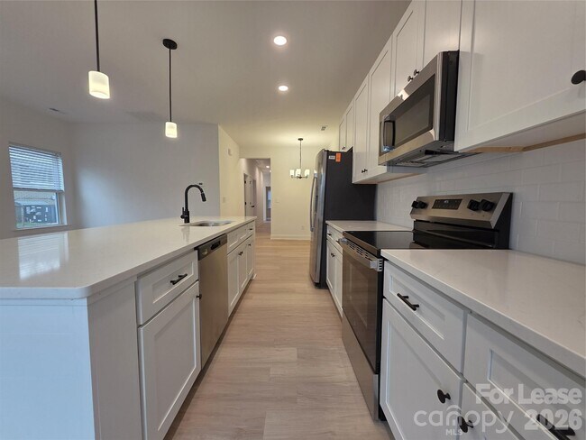 Photo - 420 S Shaver St