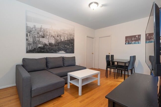 Photo - 335 E 94th St Unidad SI ID1058692P