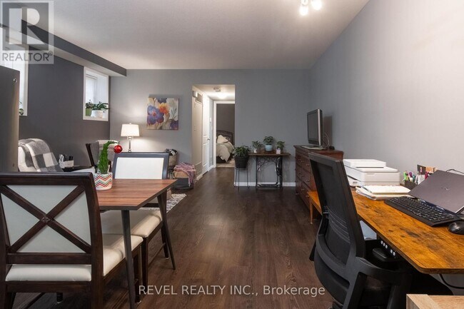 Photo - 3200 Singleton Ave