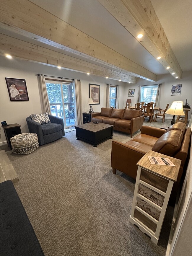 Photo - 700 Snowberry Ln