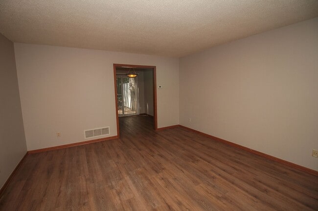 Photo - Charming 3 Bedroom for Rent in Minnetonka!
