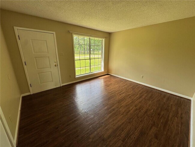 Photo - 24 Bethel Forest Dr S