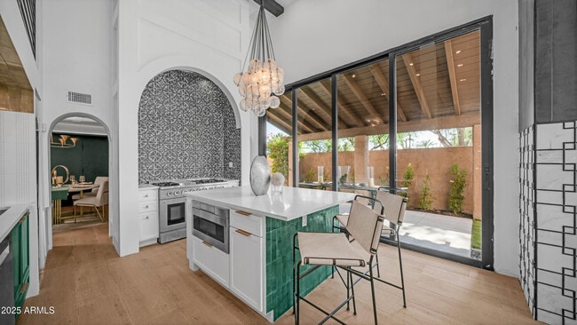 Photo - 4434 E Camelback Rd