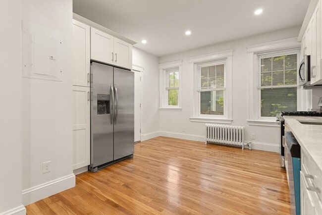Photo - 441 Washington St Unit 2