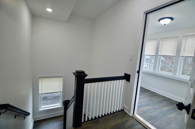 Photo - 21 Nichols St