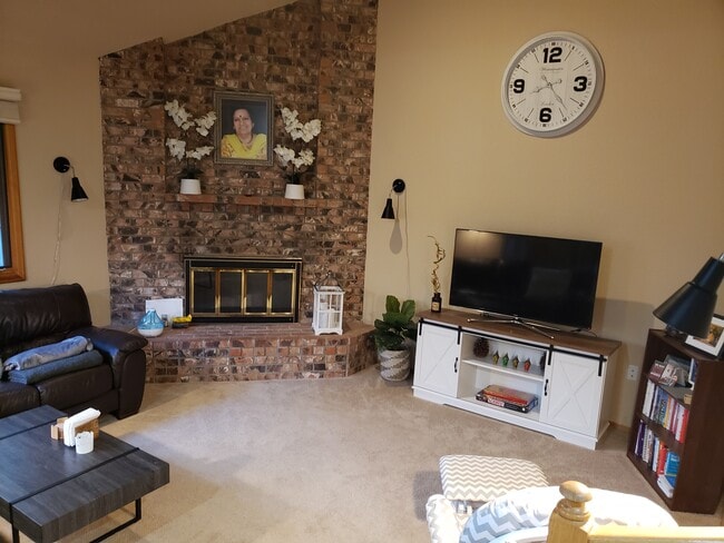 Photo - 23031 NE 13th St